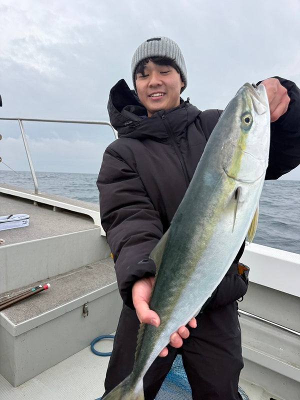 【兵庫・南あわじ】真冬のジギング釣行！メジロ70cmを3本キャッチ