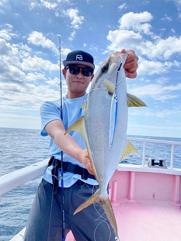 外房青物ジギング｜鳥山だらけの海でワラサ＆カンパチ！ゲーム性の高さが魅力