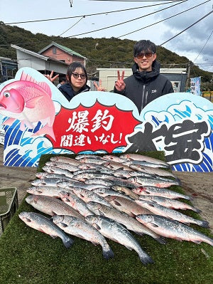 【水宝サーモンコーナー】25匹キャッチの爆釣劇:びっくり_赤:️柔軟なローテーションが鍵🎣🔥