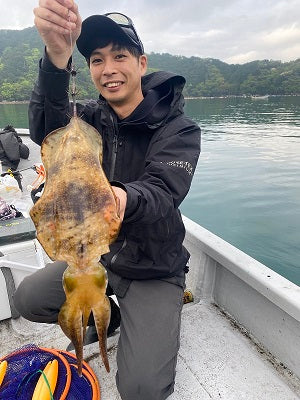 【三重・カセ釣り】ヤエン＆エギング二刀流でアオリイカ6杯キャッチ！最大2.1kg🦑