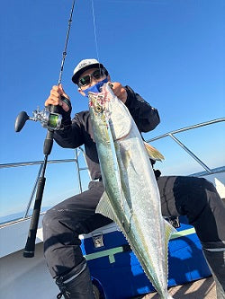 【紀北ジギング釣行レポート】プレッジ×ブンブン合同釣行会でサワラ92cm＆メジロ連発！