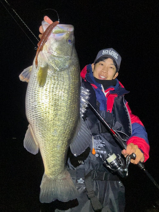 🎣【2026年もJHSが熱い🔥】北湖オカッパリでデカバス連発！最大54cm・3500g！