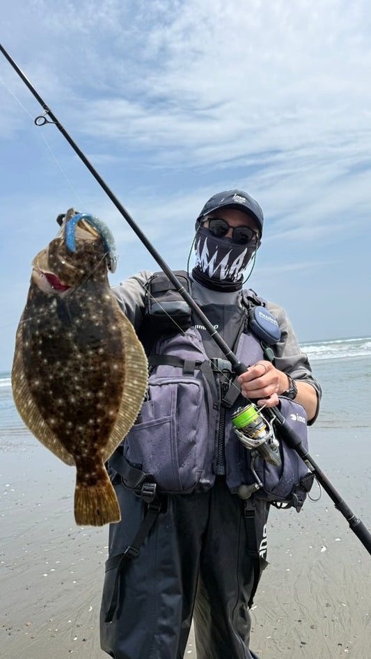 【鹿島サーフ】ヒラメ狙いで釣行！離岸流攻略で本命ヒラメ＆カスザメをキャッチ