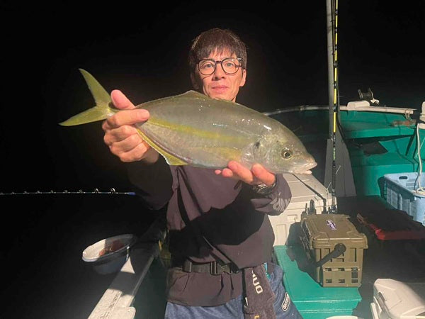 串本・田子沖でシマアジ35cmをキャッチ！水深40mの速潮を底狙いで攻略【和歌山県】